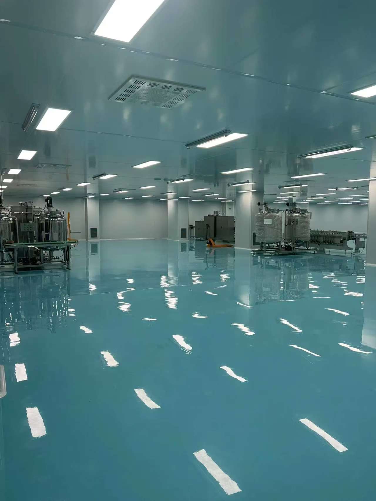 重慶無(wú)塵車間裝修 設(shè)計(jì)與設(shè)備選擇指南